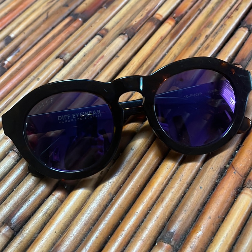 Diff Sunglasses - image 1